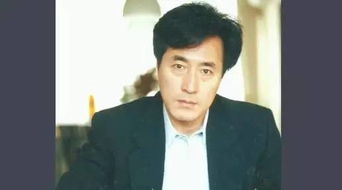 杨立新带黑眼圈上节目