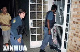 悲痛！女大学生与男友坠亡，警方已排除刑案