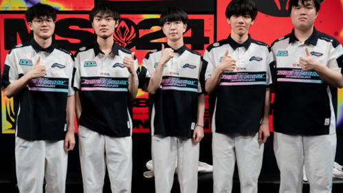 BLG队员赛后合影