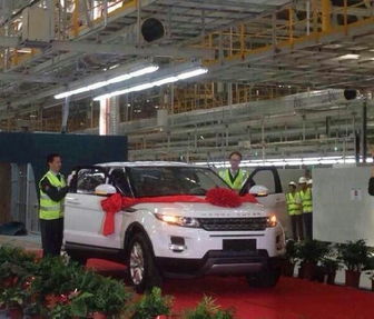 捷豹路虎工厂内部场景