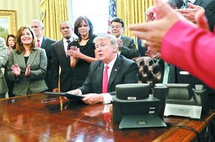 特朗普签署行政令