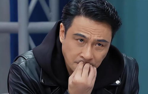 吴镇宇表情严肃