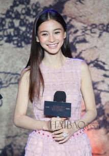 Angelababy 和家人的温馨画面