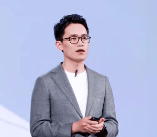 王腾工作场景图片