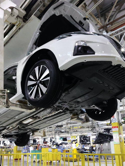 黄奇帆：三千万辆中国汽车利润竟输给丰田，背后原因引人深思