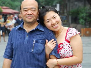 施老伯夫妇与女儿对话场景