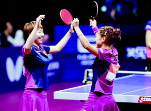 朱雨玲获胜后开心庆祝