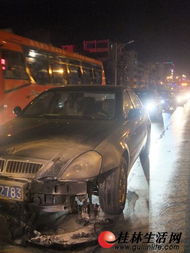 业主拒缴停车费，小区堵车9小时！背后真相令人深思