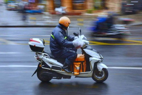 外卖小哥送餐
