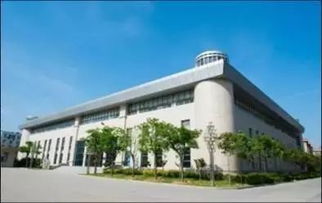 热血小伙周华圆梦火箭军工程大学