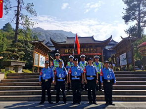 缅北街头的人群