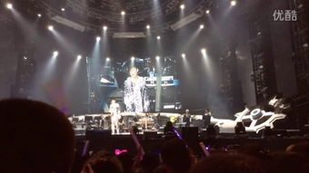 林俊杰演唱会现场cue田曦薇，背后故事引猜想！