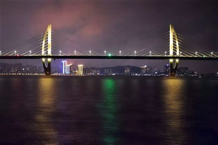 港珠澳大桥夜晚景象