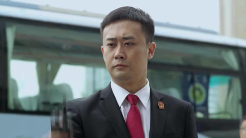 被逮捕的嫌疑男子