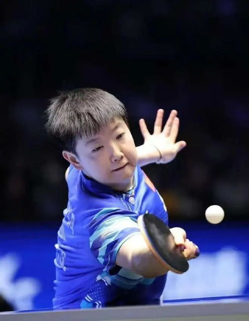 邱贻可指导孙颖莎训练