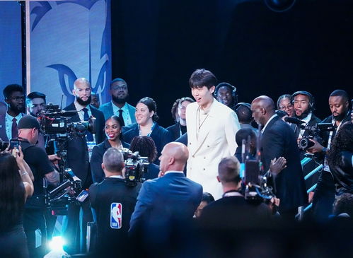 杨瀚森能否成开拓者关键球员？潜力无限未来可期！