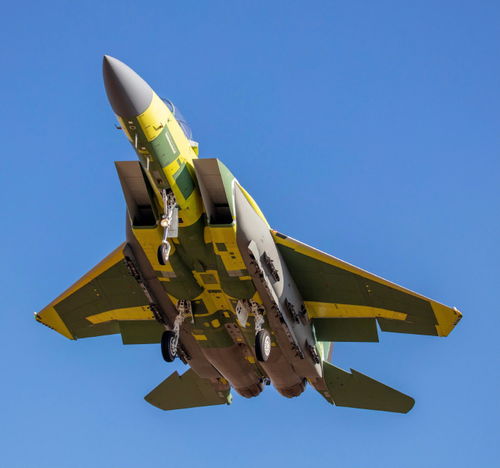 美国‘最强非隐形战斗机’入日，歼 - 20迎新挑战！