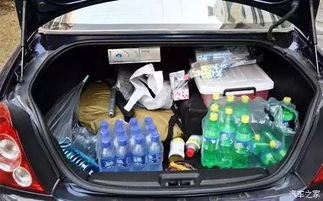 坐后备箱男孩生父回应：征求孩子意愿却不道歉引争议