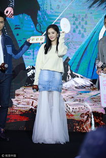 杨幂让C位引热议，背后故事超精彩！