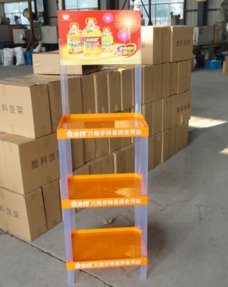 这就是那种可能会被用来藏稀土的塑料模特