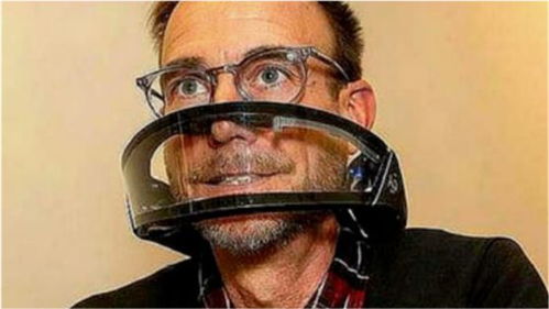 国外街头的学生