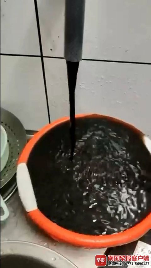 杭州市民惊遇发臭自来水，三大悬疑待解！