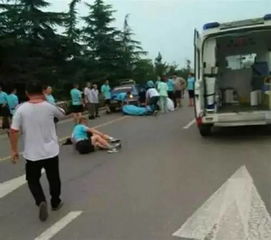 暴走团占道景象