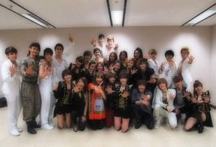 练习生们在训练