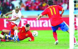 三位运动员比赛瞬间