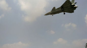 特朗普透露印巴空战细节：五架战机被击落，各方说法不一