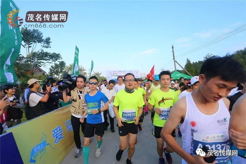 巴中市委原书记何平因跑步视频走红后落马，背后故事令人深思