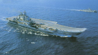 震惊！美‘传奇航母’中途岛号竟被渔船撞击