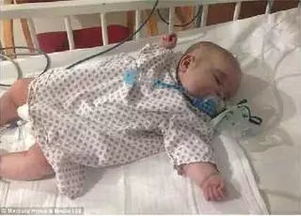 男婴离世律师拿55万赔款，愿退39万背后真相