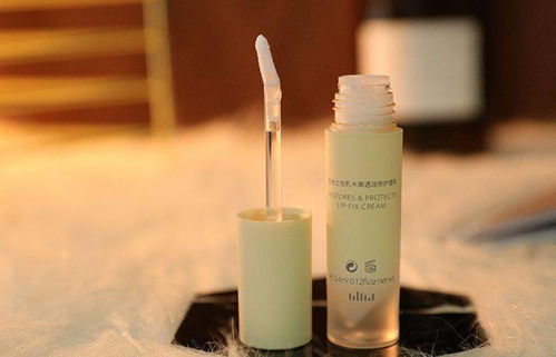 一堆五颜六色的食品添加剂瓶子