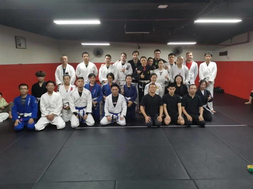 孙颖莎王楚钦王曼昱合影背后的故事！