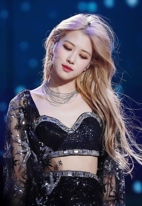 小沈阳女儿NINA遭遇黑粉，父亲力挺背后的励志故事