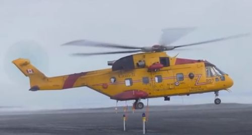 苏超球迷开直升机看球，这操作太硬核！