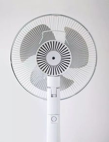 欧洲热浪肆虐，民众花式避暑，空调销量猛增