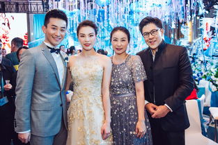 周渝民夫妇出席庭审现场