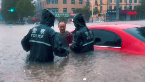 越南下龙湾游船倾覆惨剧：38条生命消逝背后的故事