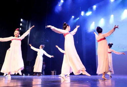 托隆佐·坎侬表演画面