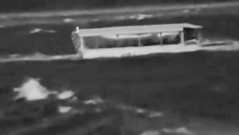 越南下龙湾惊魂一刻：游船遇雷暴倾覆，数十条生命瞬间消逝