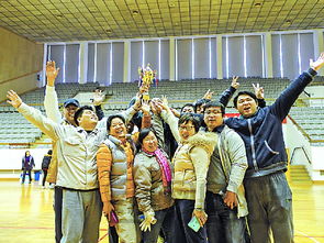 大运会女子4X200自由泳接力中国勇摘银牌！