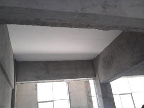 长沙某小区精装房交付不久房梁受损，开发商咋说？