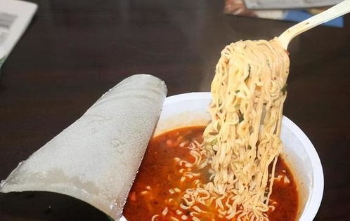 12306回应高铁限食方便面，真相竟然是这样！