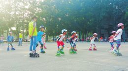 看各地青少年花式嗨翻这个夏天