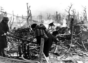 空袭后的废墟场景