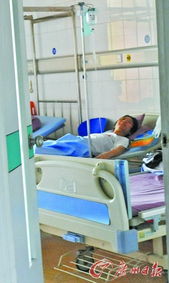 学生勇斗歹徒场景