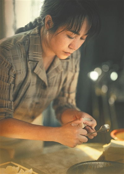 《水饺皇后》：从口碑下滑到五一档最大赢家的逆袭之路