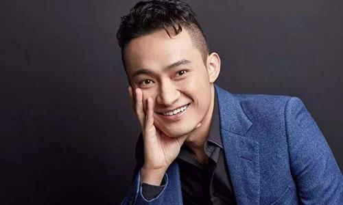 孙宇晨吃香蕉瞬间